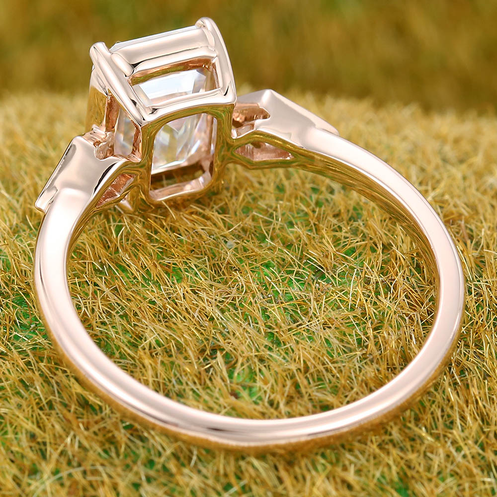 1.5CT Emerald Cut Moissanite Engagement Ring with Kite Accents