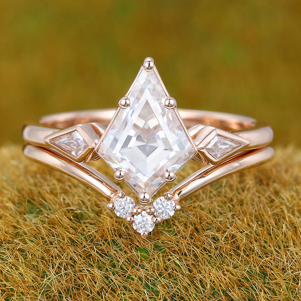 1.5CT Kite Shaped Moissanite Engagement Ring Set with Petite Kite & Round Accents
