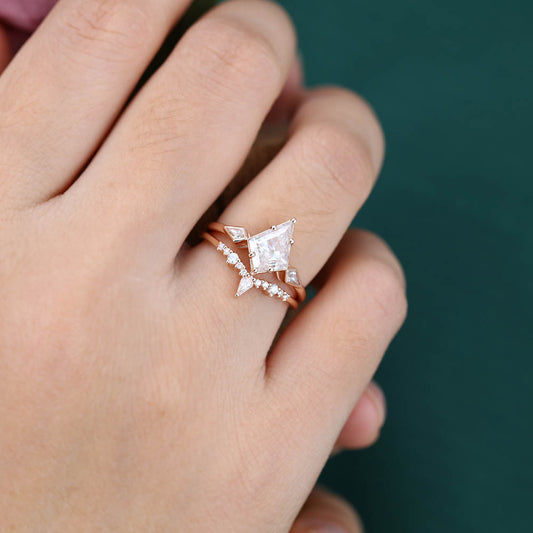 1.5CT Kite Shaped Moissanite Engagement Ring Set with Petite Moissanite Accent