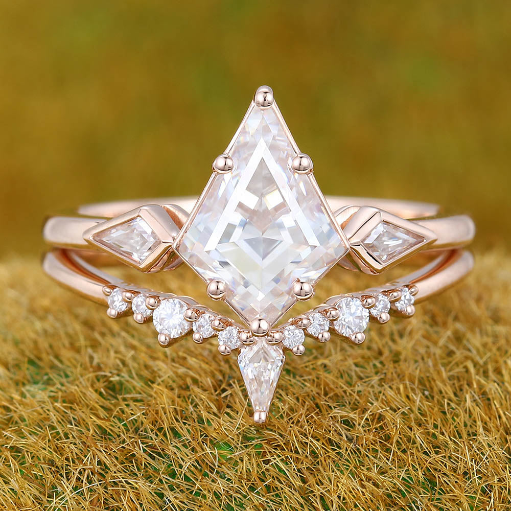 1.5CT Kite Shaped Moissanite Engagement Ring Set with Petite Moissanite Accent