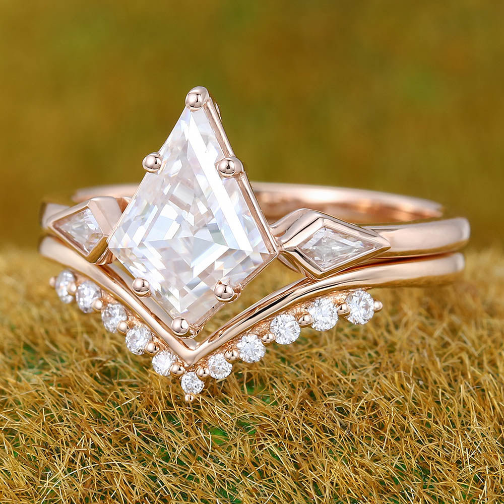 1.5CT Kite Shaped Moissanite Engagement Ring Set with Petite Round Moissanite Accent Bridal Band