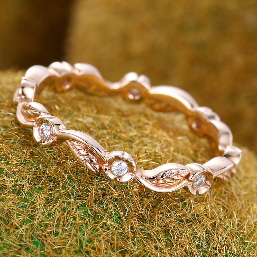 Nature Inspired Wedding Band Alternating Leaf & Moissanite Stackable Ring