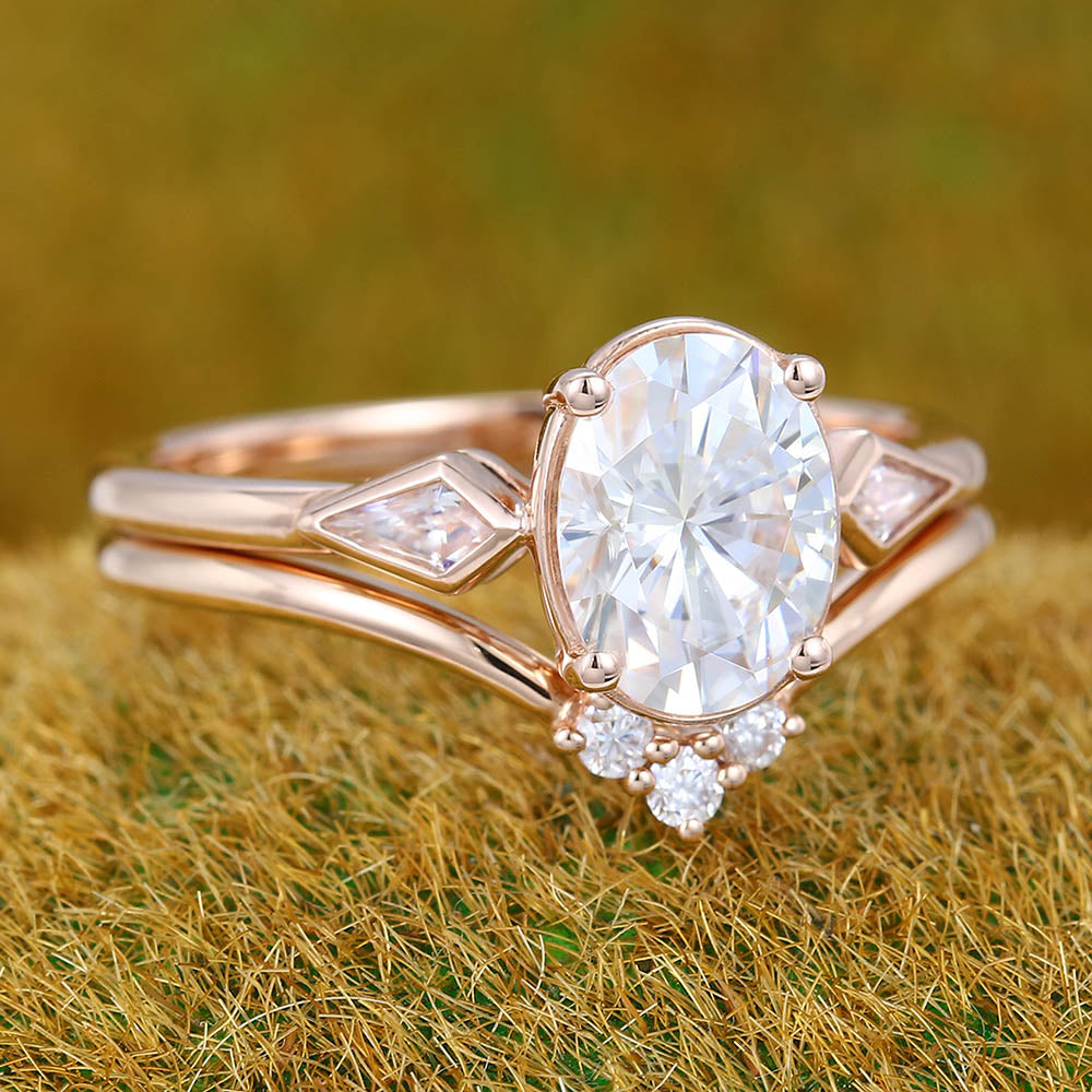 1.3CT Oval Cut Moissanite Engagement Ring Set with Petite Kite & Round Accents