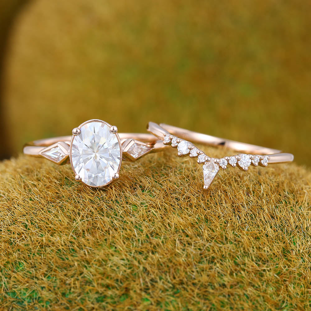 1.3CT Oval Cut Moissanite Engagement Ring Set with Petite Moissanite Accents