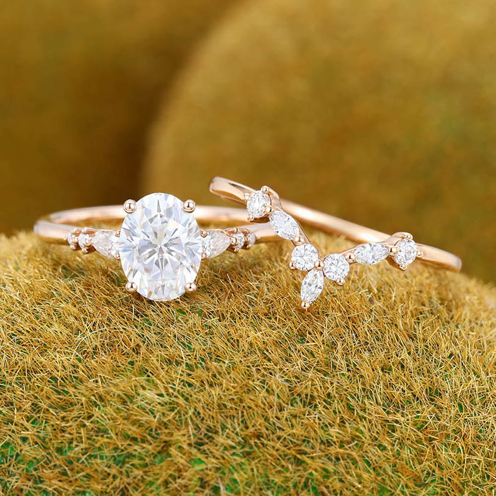 Oval Moissanite engagement ring set Vintage Unique rose gold engagement ring Antique Pear shaped Diamond ring Curved Bridal Anniversary ring