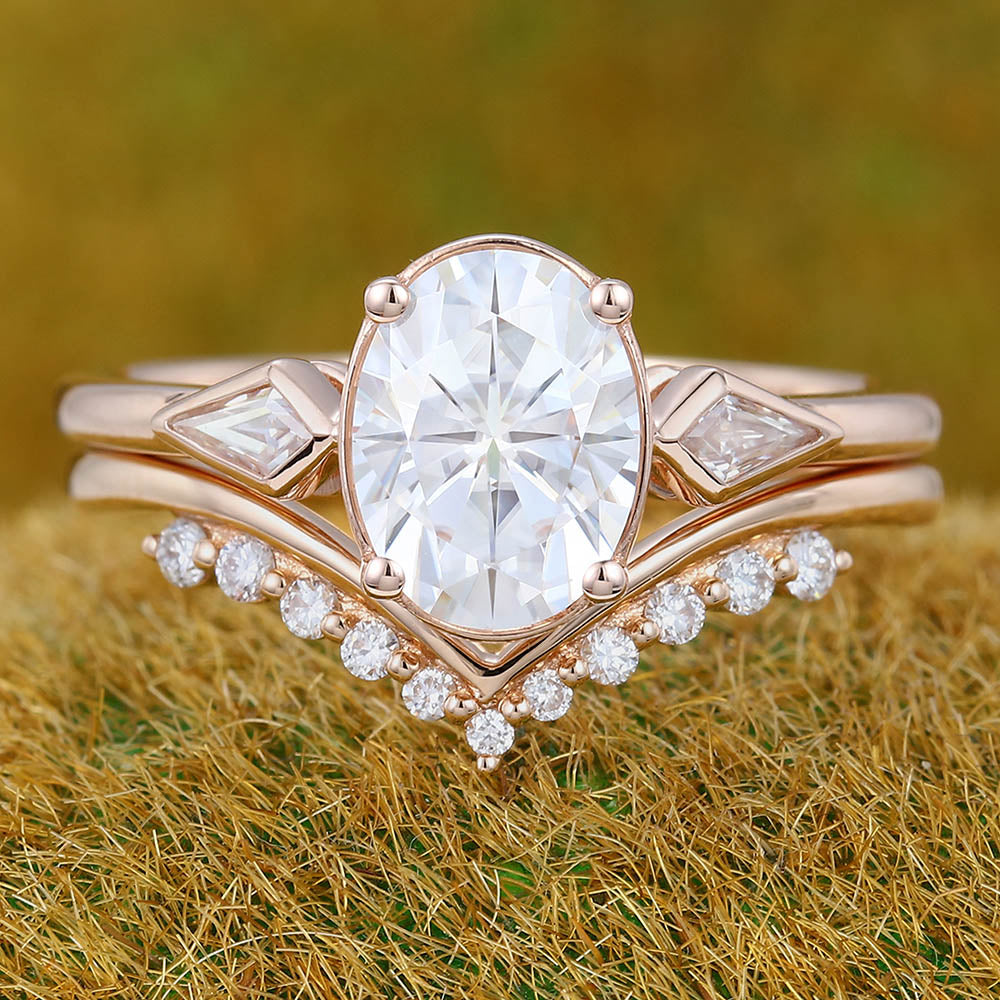 Oval Moissanite engagement ring set Rose gold Moissanite ring Unique Bridal set Kite cut Diamond Curved ring Bridal Promise Anniversary ring