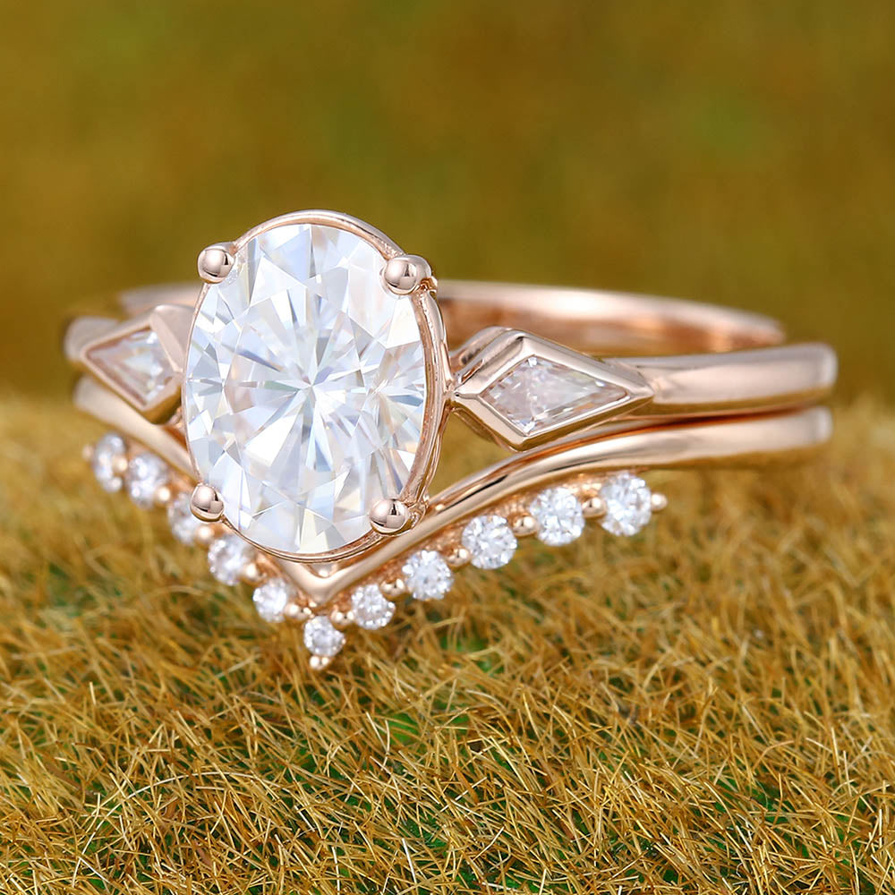 Oval Moissanite engagement ring set Rose gold Moissanite ring Unique Bridal set Kite cut Diamond Curved ring Bridal Promise Anniversary ring