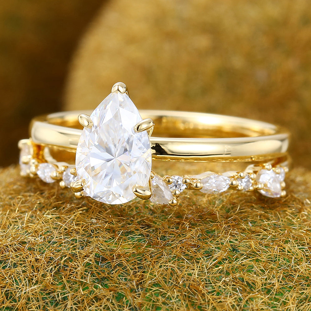 Pear Shape Moissanite Engagement Ring Set Classic Bridal Ring Set 2PCS