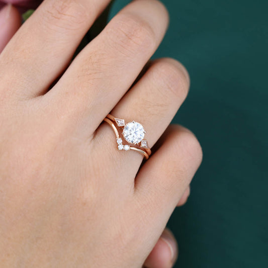 1CT Round Cut Moissanite Engagement Ring Set with Petite Kite & Round Accents
