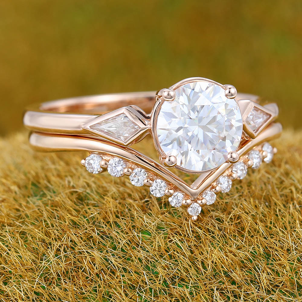 1CT Round Cut Moissanite Engagement Ring Set with Petite Round Moissanite Accent Bridal Band