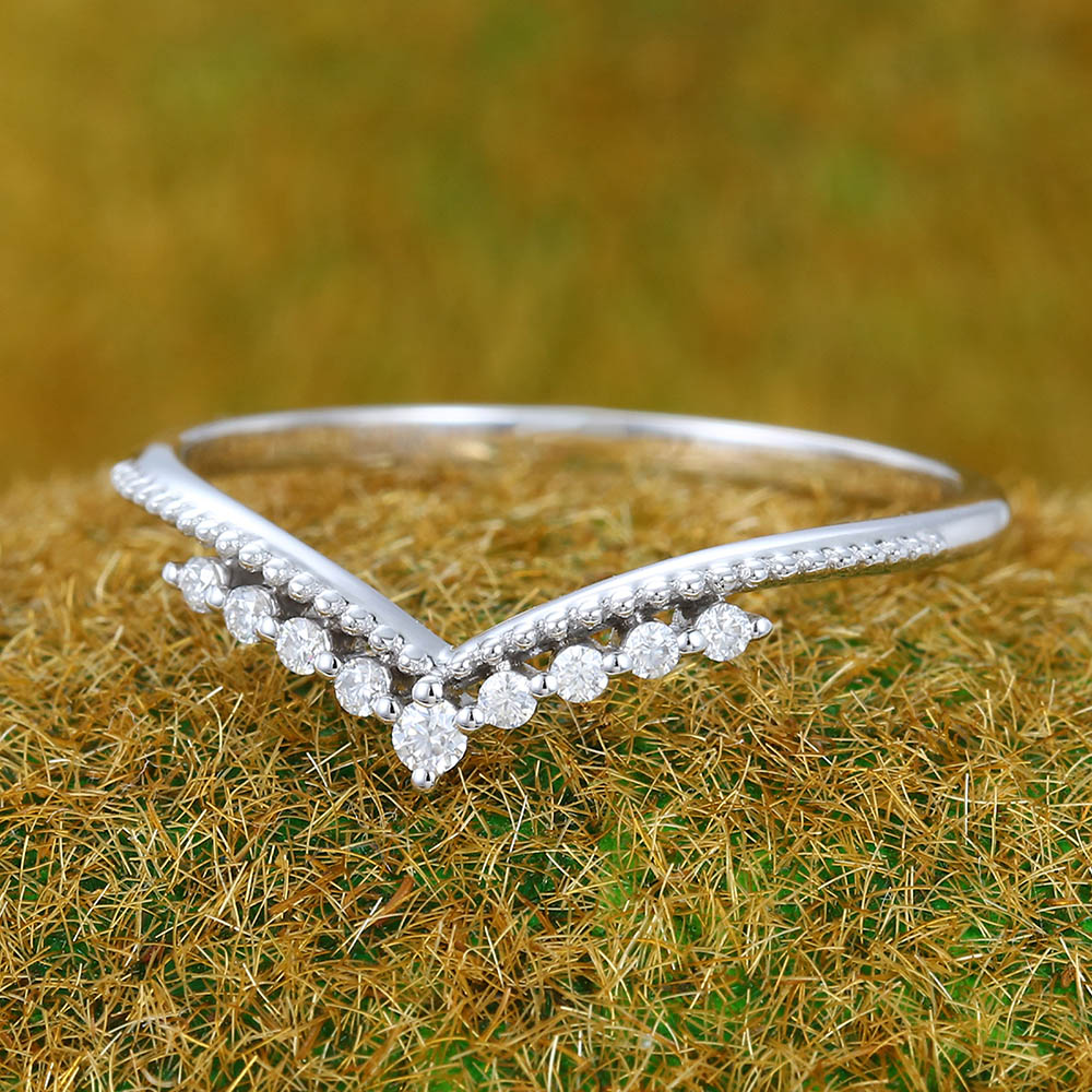Petite Round Moissanite Curved Wedding Band with Milgrain Detailing