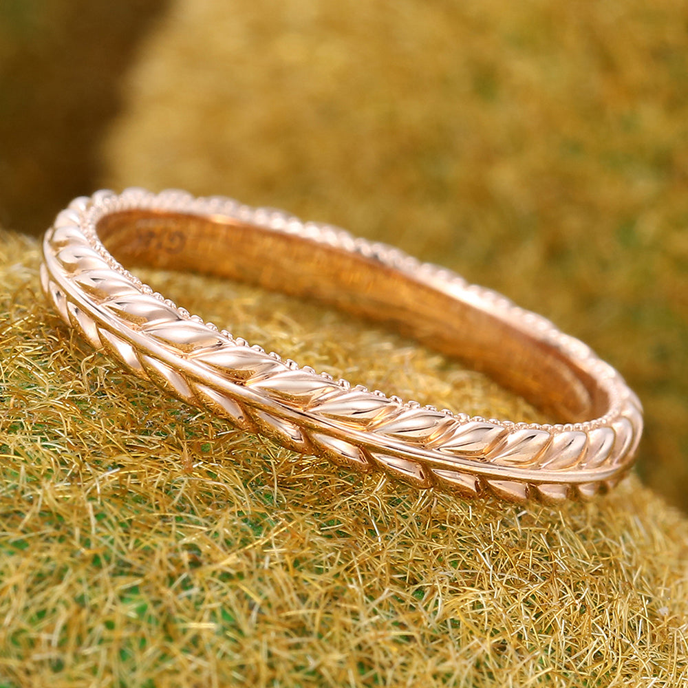Solid Wedding Band Vintage Leaf Engraved Nature-Inspired Ring