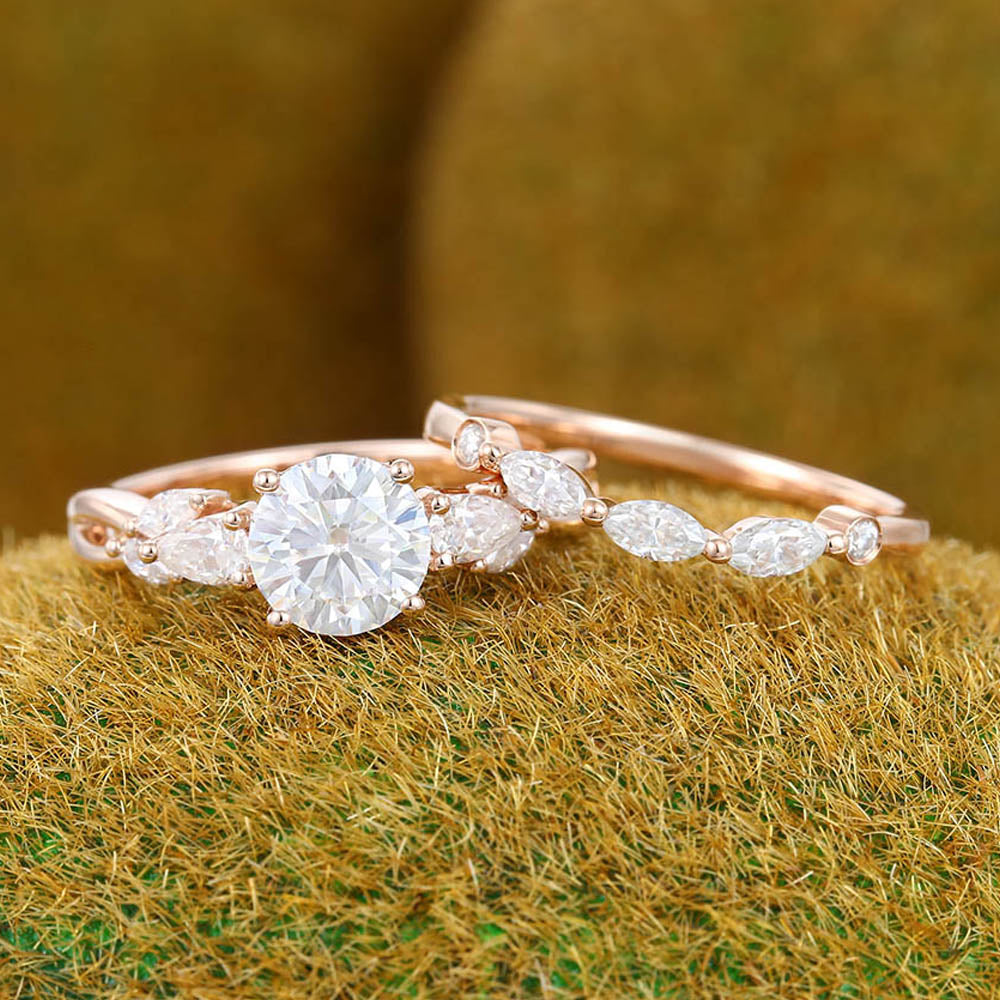 Unique twisted Design 1CT Round Cut Moissanite Cluster Engagement Ring Set
