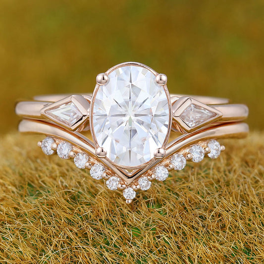 Oval Moissanite engagement ring set Rose gold Moissanite ring Unique Bridal set Kite cut Diamond Curved ring Bridal Promise Anniversary ring