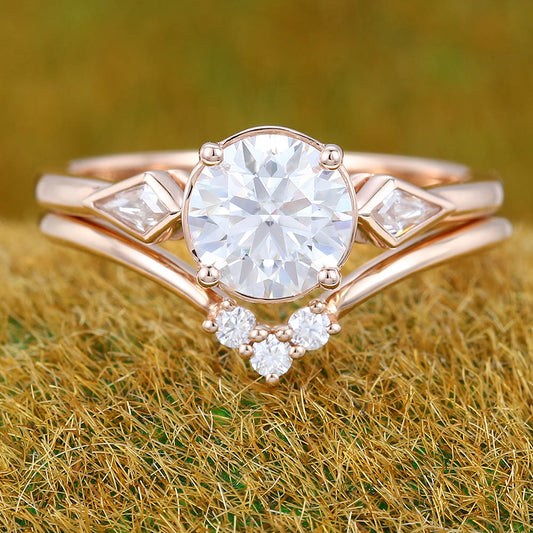 1CT Round Cut Moissanite Engagement Ring Set with Petite Kite & Round Accents
