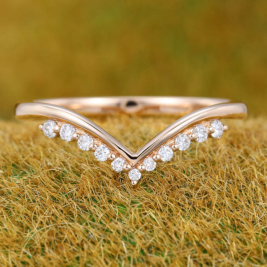 Round Cut Moissanite Curved Wedding Band Stacking Ring